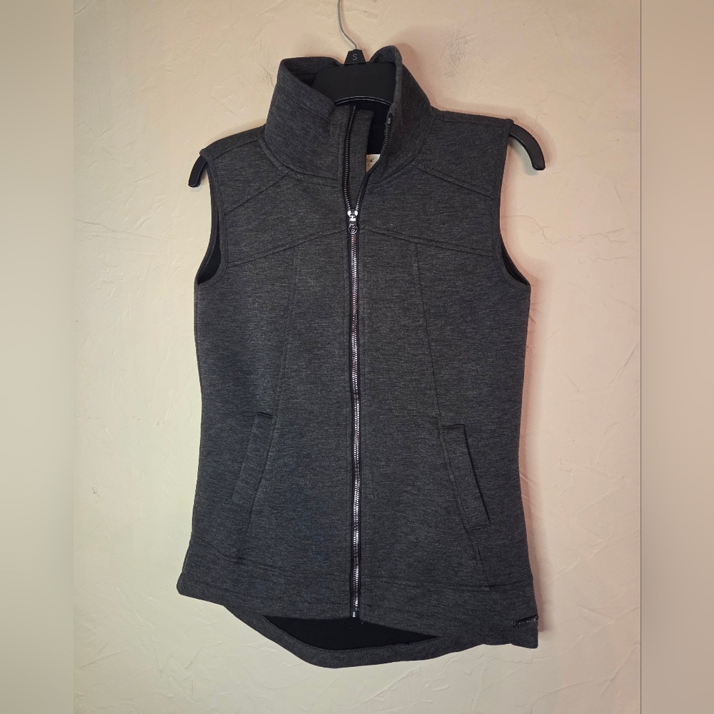 Betsey Johnson Performance Gray Sleeveless Zip-Up Vest Sz S